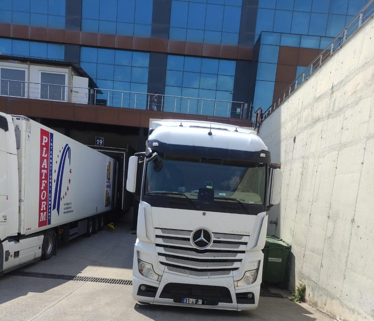 Poland to Turkey transport, computer hardware logistics, refrigerated electronics transport, technology logistics Europe, frigo transport Turkey, secure cargo logistics, BBN Transport,
