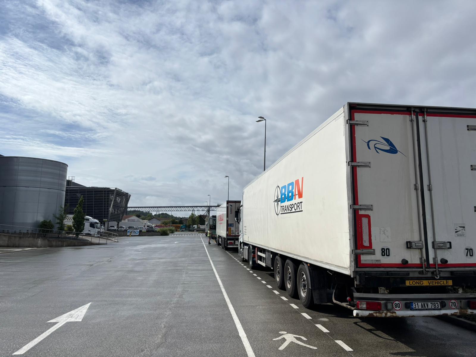 Ongoing medical products transport from France to Syria with professional refrigerated logistics solutions by BBN Transport.
