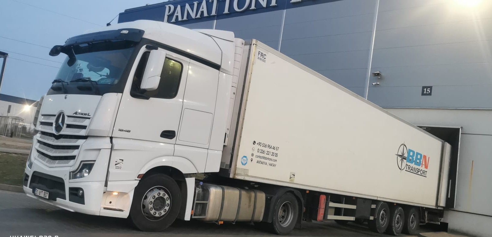 Ongoing apple transport from Poland to Jordan with scheduled departures and reliable cold chain logistics ensuring fresh and secure deliveries.