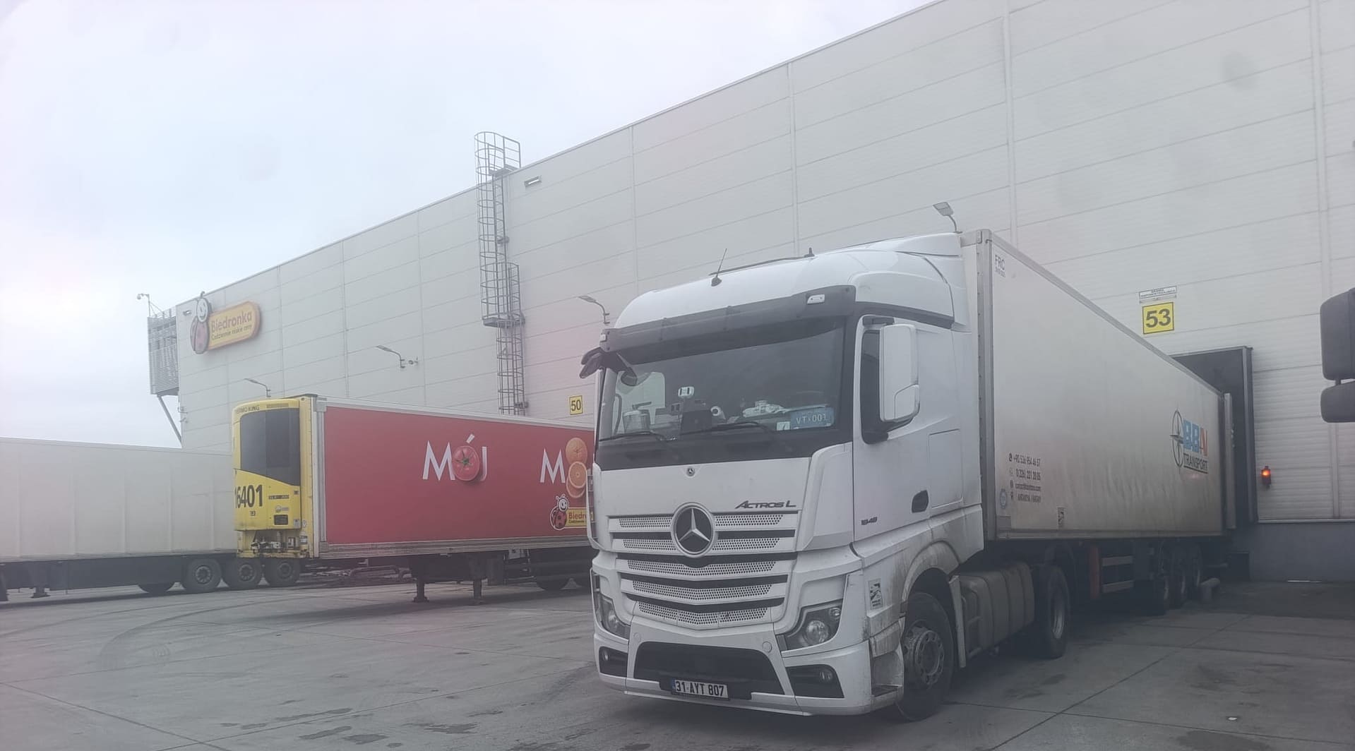 tomato transport from Türkiye to Poland