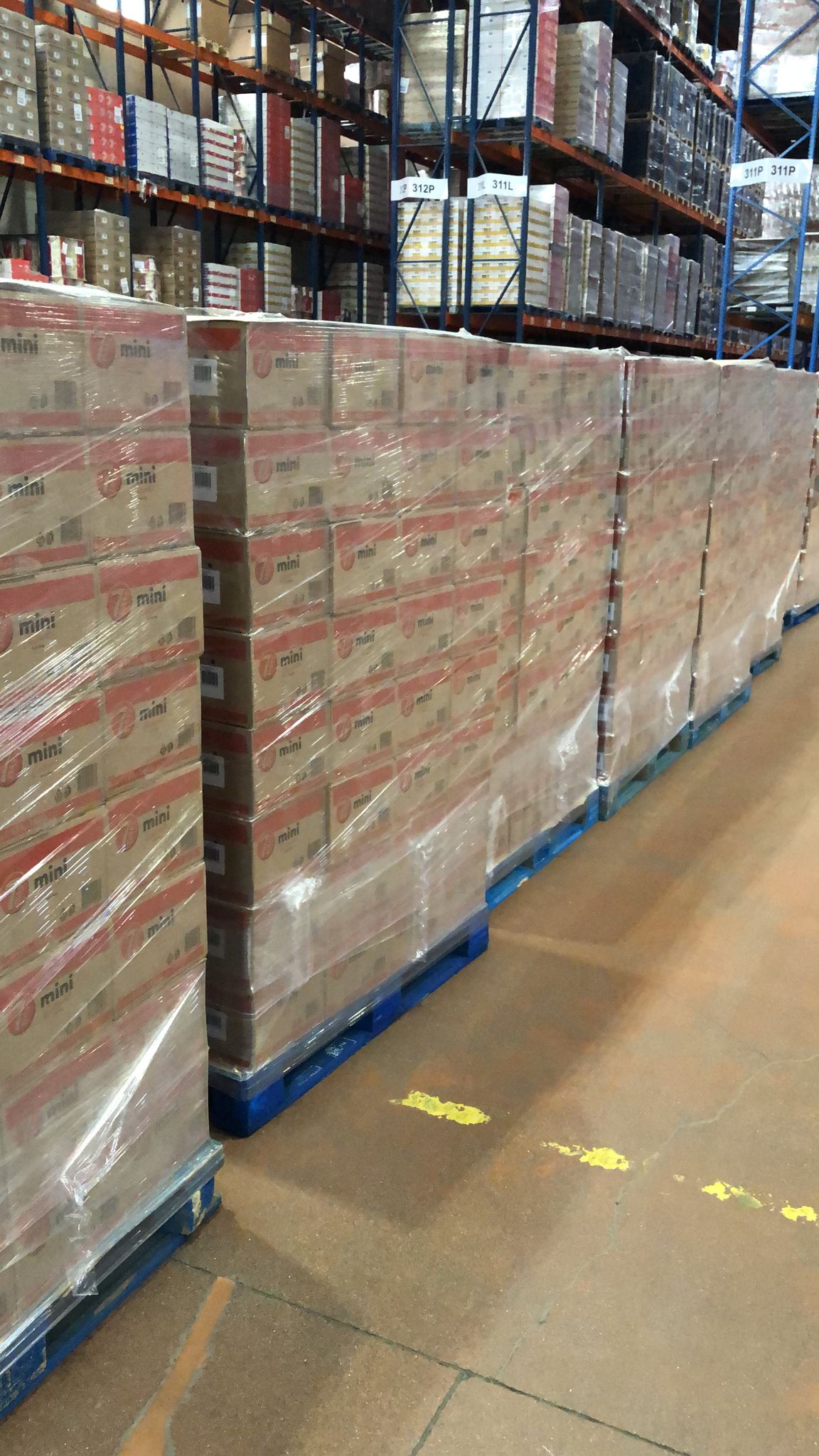 Ongoing croissant transport from Poland to Bulgaria. Reliable bakery product logistics solutions by BBN Transport.