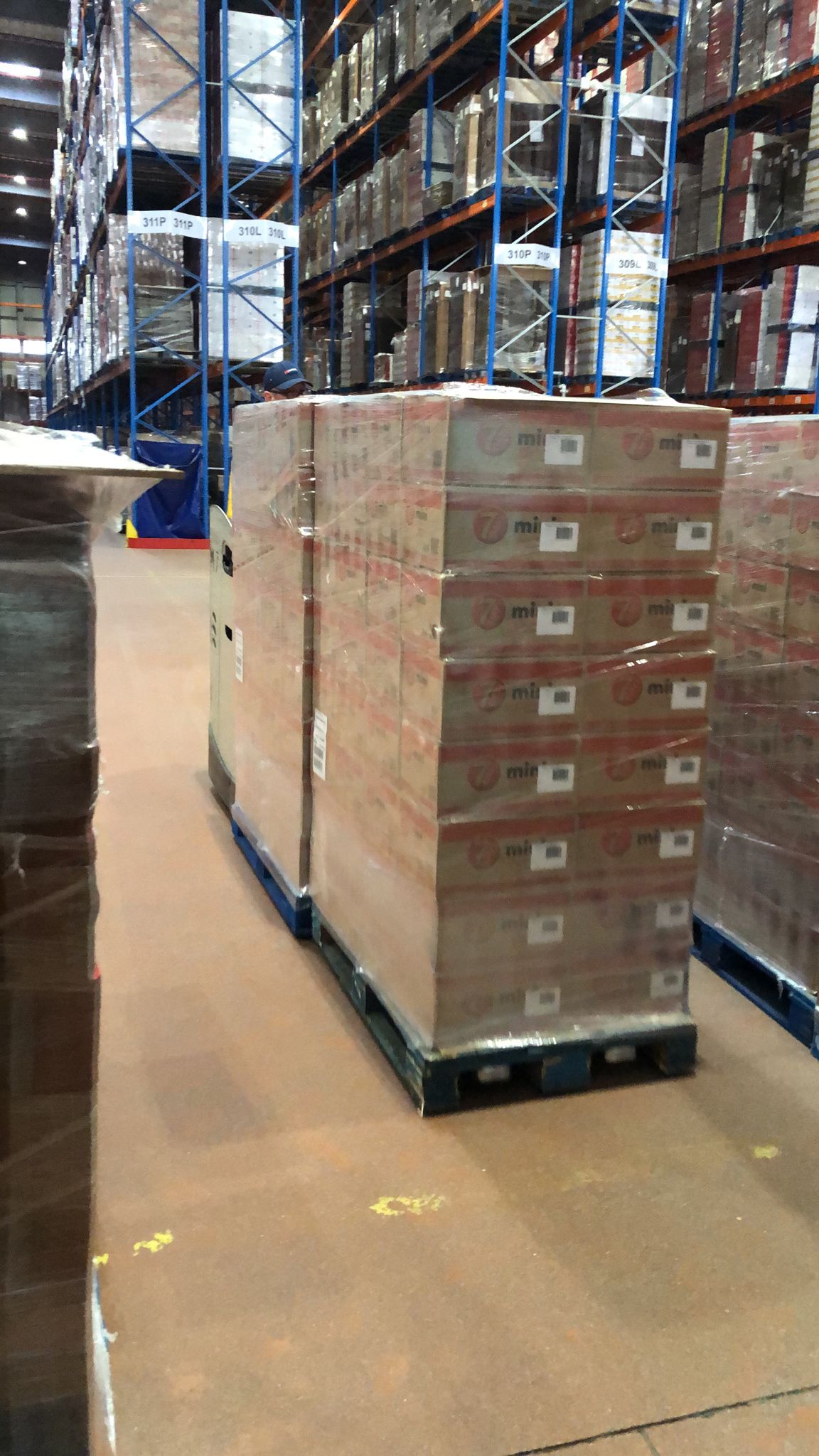 Ongoing croissant transport from Poland to Bulgaria. Reliable bakery product logistics solutions by BBN Transport.